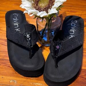 🛍️ Calvin Klein Black Women's Flip Flop